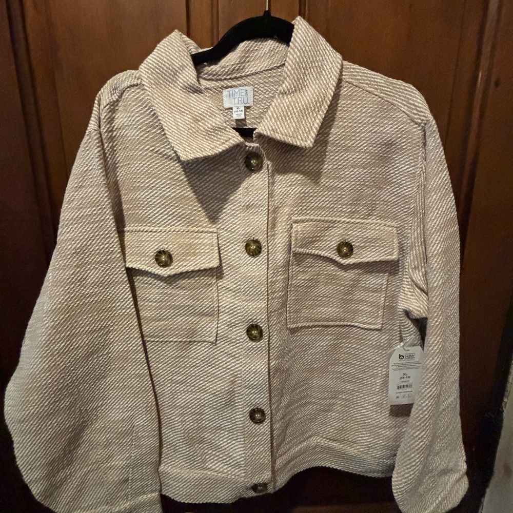 Time and Tru Beige and White Striped Knit Crop Shacket - XL